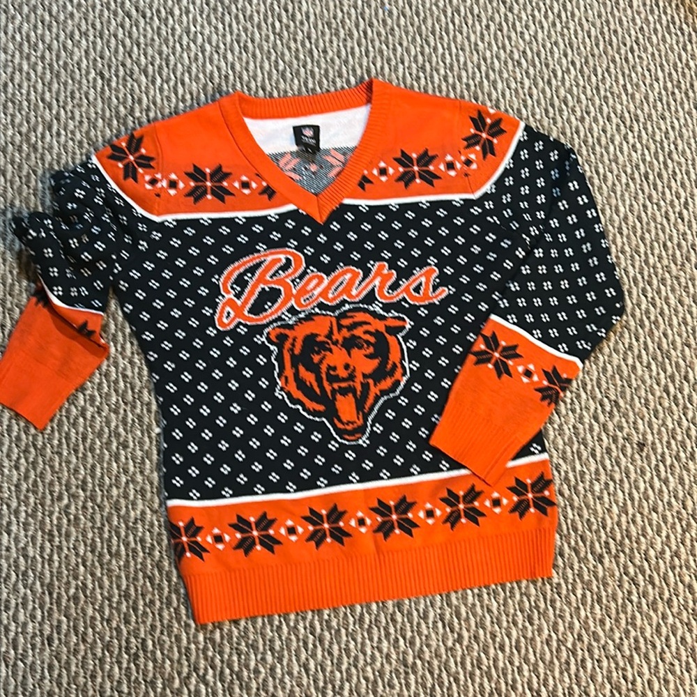 Ladies XL—Like New Chicago Bears Sweater